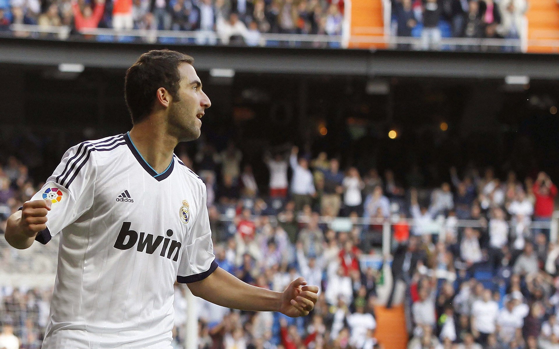 范戴克关键制胜，国际米兰力克土耳其劲旅展现欧战底蕴